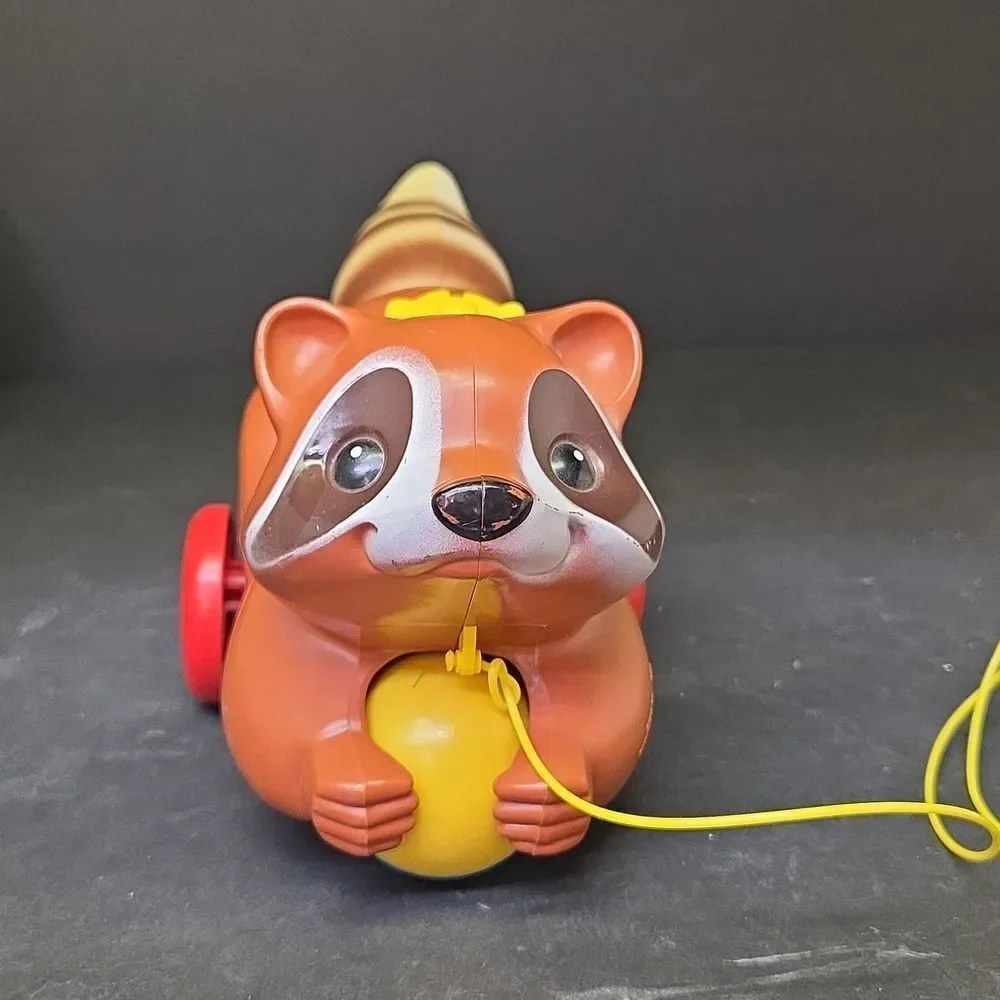 Vintage1979 Fisher-Price Roly Raccoon #172 Chatter Telephone, little Snoopy #693